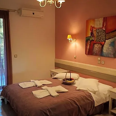Nontas - With Sea & Mountain View Lejlighedshotel 3*