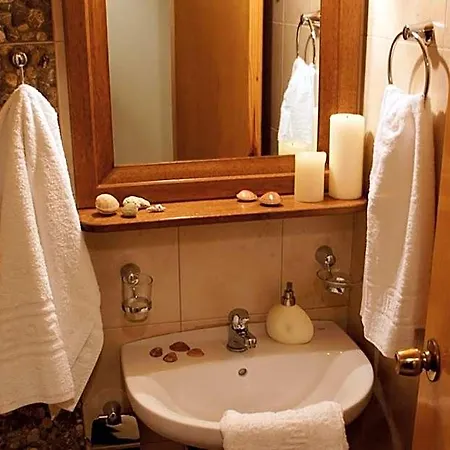 Nontas - With Sea & Mountain View Hotel apartamentowy
